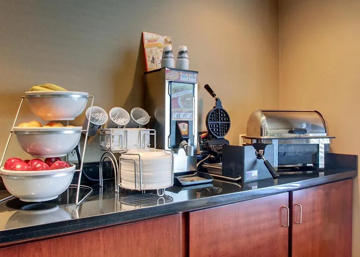 Cobblestone Inn & Suites - Harvey